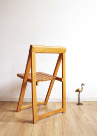 Houten vintage klapstoel. Retro design stoel, Trieste folding chair van Aldo Jacober?