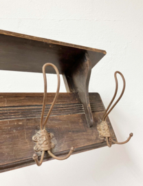 Antieke kapstok met waterspuwer haken, Frans? Vintage wandkapstok