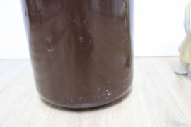 Bruine vintage Manade paraplubak. Retro Space Age parapluhouder