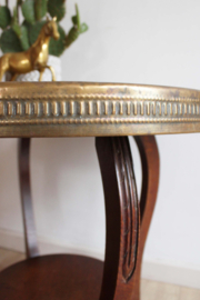 Art Deco rooktafel met messing (?) blad. Houten vintage tafeltje - Amsterdamse school stijl