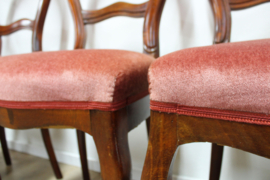 Set van 4 antieke (?) Barok stoelen. Vintage Queen Ann stoeltjes