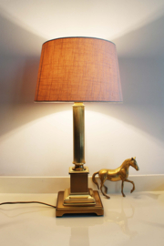 Goudkleurige Herda lamp met beige kap. Vintage tafellamp