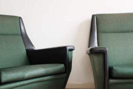 Set groene vintage fauteuils. Retro Mid Century design stoelen.