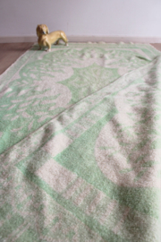 Mint groene wollen vintage deken. Eenperssons retro sprei - 113 x 24 cm.