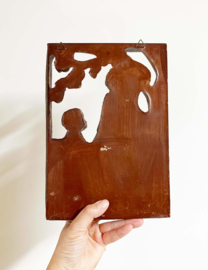 Vintage wandpaneel, 2 kinderen die appels plukken. Retro plaquette - herfst