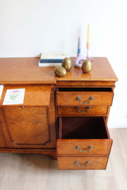 Royaal houten sideboard - Georgian revival.  Vintage dressoir met lades.
