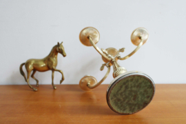 Vintage messing (?) kandelaar. Goudkleurige Regency kaarsenhouder