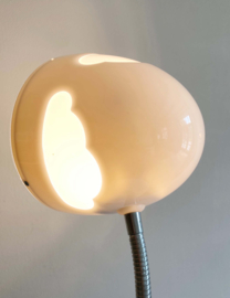 Wit wolken wandlampje Skojig - Ikea. Retro kids lampje met wolkjes