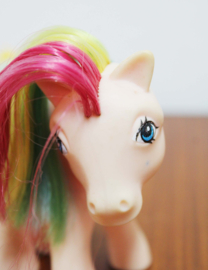 Parasol. Vintage My Little Pony - G1 - Hasbro 1983. Retro speelgoed MLP paardje