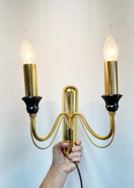 Goudkleurig vintage wandlampje met kaarsjes. Antieklook 'kaars' lampje