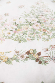 Romantisch bloemetjes dekbedovertek met kussenslopen.  Vintage beddengoed / dekbedhoes