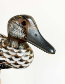Houten vintage eend. Handgemaakt retro vogel beeld