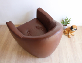 Heerlijke bruin lederen vintage fauteuil. Retro design stoel, Carabas -Leolux?