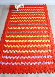 Vrolijke handgemaakt sprei. Oranje vintage sierdeken / quilt