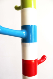 Vrolijke vintage kapstok - Krokig - Ikea. Staande retro kapstok