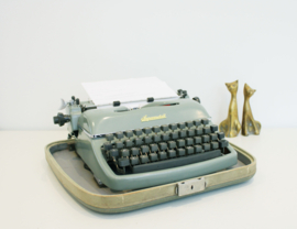 Mintgroene vintage typmachine in koffer. Retro schrijfmachine - Supermetall