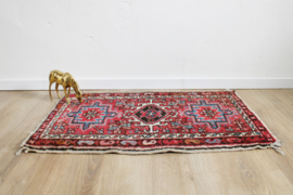 Roze vintage tapijtje / deur / badmat. Handgemaakt kleurrijk vloerkleed.