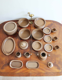 Aardewerk vintage servies, Geritz - Germany. Retro borden/kopjes en theepot