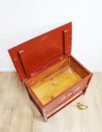 Unieke Hindeloopen kist. Houten vintage speelgoedkist.