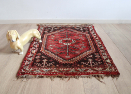 Handgeknoopt Oosters kleedje - Shiraz. Vintage Perzisch tapijt