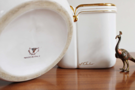 Set witte vintage bloempotten met gouden rand. 2 aardewerk retro potten
