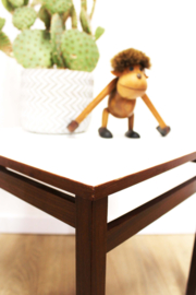 Houten vintage bijzettafeltje. Mid Century planten tafel