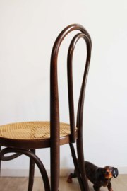 Houten vintage stoeltje, Thonet stijl - model Vienna no. 18. Retro cafe stoel.