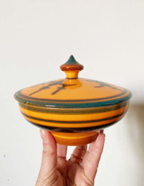 Oranje aardewerk vintage plateau en schaal, Gouda -Holland. Retro plateau en kom, decor - Yellow