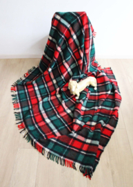 Geblokte wollen vintage deken. Retro Tartan plaid / sprei met ruitjes