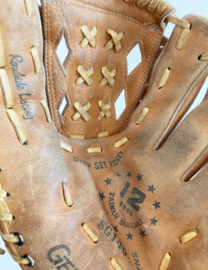 Set lederen honkbal handschoenen. Vintage baseball glove - links