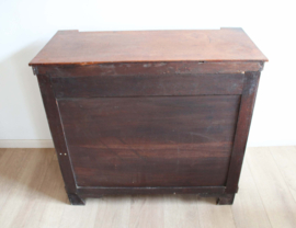 Antieke houten (eiken?)  ladekast. Empire stijl vintage kast / commode