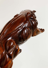 Groot houten beeld van een aanvallende kat-achtig.  Vintage sculptuur - tijger?