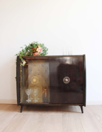 Houten vintage dressoir / servieskast. Mid Century retro kast / audiomeubel