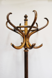 Staande vintage kapstok - Thonet stijl.