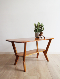 Houten vintage salontafel met dubbel blad. Retro design tafel / coffee table