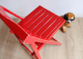 Rode vintage klapstoel. Houten retro design stoel, Trieste folding chair van Aldo Jacober?
