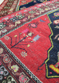 Handgeknoopt Oosters kleedje rood/blauw. Uniek vintage tapijt