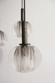 Vintage hanglamp met 5 glazen kappen. Retro design lamp, Raak?