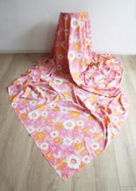 Super groot vintage laken met bloemen. Oranje / roze seventies stof / retro beddengoed