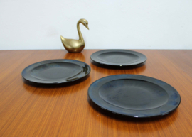 3 zwart glazen vintage bordjes- Arcoroc -France.  Set retro ontbijtbordjes