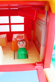 Vintage Fisher Price school huis met speeltuin. Origineel retro speelgoed