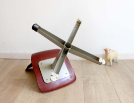 Vintage schoolstoel, Smiley - Adam Stegner. Industrieel retro stoeltje