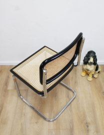 Zwarte vintage stoel - Cesca - Marcel Breuer stijl. Retro design sledestoel
