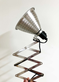 Industriële retro schaarlamp / harmonicalamp- Jaren ‘90. Metalen vintage lamp