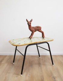 Vintage tafeltje op zwarte poten met Disney blad. Retro kindertafel, Rohe?