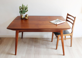 Teakhouten vintage eettafel - Louis Van Teeffelen - WéBé. Mid Century design tafel, uitschuifbaar