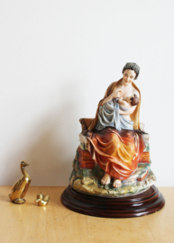 Groot vintage beeld van Scaggiari - Capodimonte. Madonna met kind