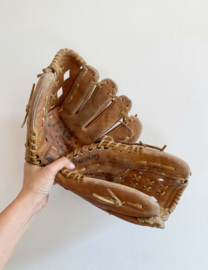 Set lederen honkbal handschoenen. Vintage baseball glove - links