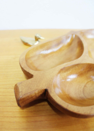 Houten vintage schaal in blad vorm. Boho bord met vakken / snackschaal