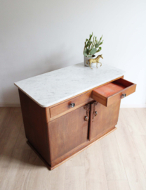 Houten antieke commode met marmeren blad. Vintage kast / Art Deco dressoir